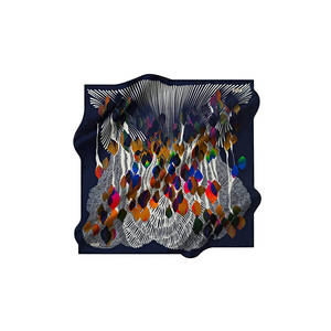 Écharpe en satin bleu marine à imprimé numérique avec motif de feuilles - Product Image 1