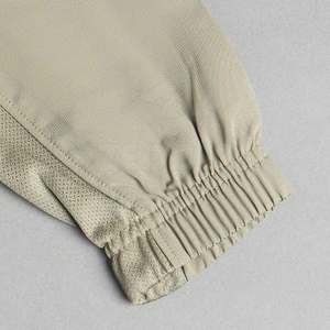 Veste en polyester pour hommes coupe ajustée avec col haut et design épuré pour des vestes d'hiver à l'aspect contemporain - Product Image 6