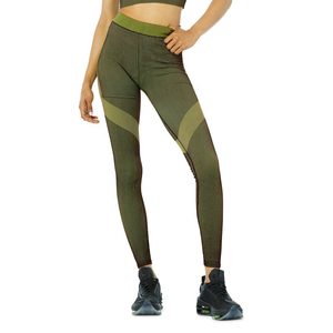 Meilleurs prix pour ensemble de yoga respirant et durable pour femmes, vêtements de sport de haute qualité, écologiques, grandes tailles, service de conception OEM - Product Image 4