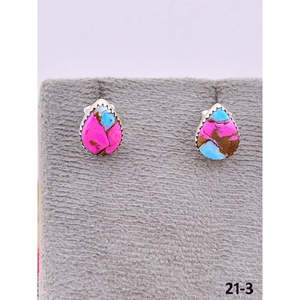 Boucles d'oreilles clous en argent sterling et turquoise, inspirées du sud-ouest, en forme de goutte d'eau avec serti clos, couleur bonbon de coton - Product Image 2