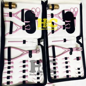 Nuevas llegadas: Kit de herramientas para extensiones de cabello rosa, acero inoxidable quirúrgico sostenible, estuche rosa, alicates y tijeras. ¡Grandes ofertas! - Product Image 3