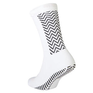 Chaussettes de football légères, douces et rembourrées, confortables et confortables, vêtements de sport mi-hautes. - Product Image 3