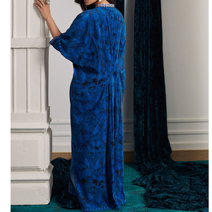 Robe en velours 100% parfaite, broderie personnalisée, service OEM de haute qualité, élégante, personnalisée, pour les fêtes, hiver, réversible - Product Image 6