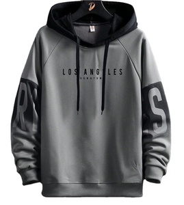 Sweat à capuche pour homme avec cordon de serrage et poche avant - Product Image 1