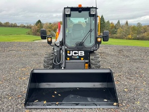 Nouvelle chargeuse compacte sur pneus JCB 155 avec moteur Kohler, haute performance de levage pour la construction et l'agriculture - Product Image 5
