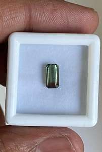 Tourmaline naturelle facettée de 8x4 mm, couleur bio, coupe octogonale. - Product Image 3