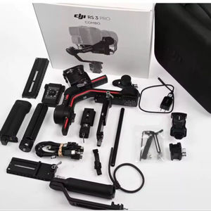 OFFRE NOUVEAU Stabilisateur de cardan 3 axes Ronin RS 4 Pro pour appareil photo reflex numérique Combo Stabilisateur de cardan portable pour caméra Ronin RS 4 Pro - Product Image 1