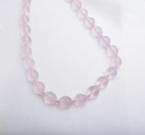 ลูกปัดโรสควอตซ์ธรรมชาติจากแอฟริกา รูปทรงบิดเกลียว สำหรับทำเครื่องประดับอัญมณ์ชั้นดี - Product Image 5