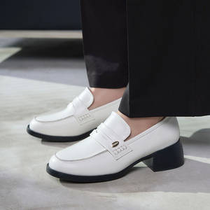 Chaussures décontractées pour femmes [JSHOE] – Mocassins Penny respirants ultra-légers rehaussants en cuir action – Article mondial très prisé pour l'automne - Product Image 4