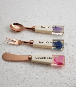 Cuillère à miel créative et ensemble de fruits couverts de cuisine en acier inoxydable avec cuillère fourchette et couteau en plaqué rose ensemble de 3 - Product Image 5