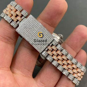 Joyería de moda para mujer, reloj de moissanita estilo Hip Hop hecho en diamantes de corte brillante redondo y acero inoxidable - Product Image 3