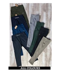 Leggings de sport et yoga pour femmes, en Lycra 4 directions importé de Taïwan (250 GSM), effet push-up et froncé aux fesses - Product Image 1