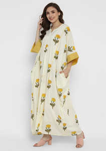 Vestido caftán con estampado floral Llamativo Manga tres cuartos Hasta el suelo Cintura natural Tela tejida ecológica - Product Image 4