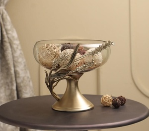 Bol décoratif en métal vintage de luxe support floral écologique grande capacité centre de pot-pourri de fruits pour la décoration de table à la maison - Product Image 1