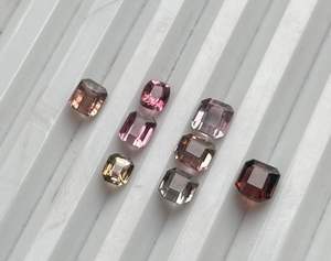 Lot de pierres précieuses en tourmaline naturelle octogonale, pierres brutes. Tourmaline de couleur BIO. - Product Image 3