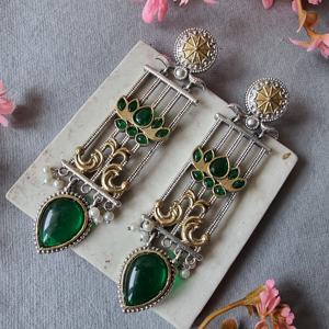 Pendientes largos de diseñador Piedras de circón brillantes con perla para boda Compromiso Fiesta Desgaste Accesorio de moda principalmente - Product Image 2