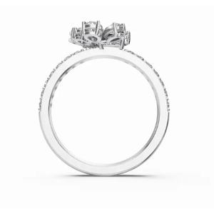 Anillo de Diamante Cultivado en Laboratorio con Corazón Susurrante y Eternidad de Pétalos, en Oro Amarillo, Rosa y Blanco de 9k, 14k y 18k, Joyería Floral Sostenible - Product Image 4