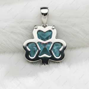 Pendentifs et breloques fantaisie en argent sterling 925 plaqué or, motif chauve-souris bleue de Noël, avec diamants de laboratoire certifiés GIA IGI VVS - Product Image 3