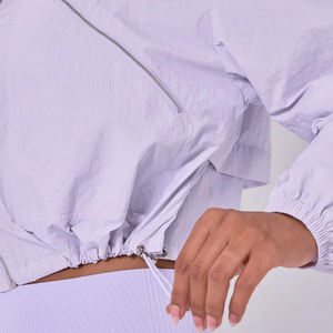 Veste coupe-vent légère de qualité supérieure avec logo personnalisé, col montant zippé, ourlet ajustable pour femmes - Product Image 5