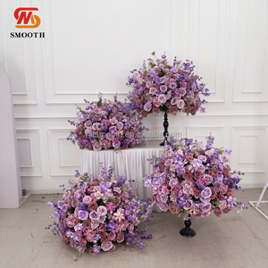 Boule de fleurs artificielles en rose lisse de 70 cm, couleur violette, romantique, faite à la main, haute simulation, centre de table de mariage - Product Image 4