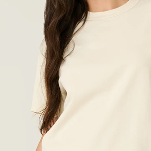 Camiseta Básica de Cuello Redondo para Uso Diario, Fabricante Mayorista, Color Sólido, Moda Urbana, Cómoda, Ligera, Manga Corta - Product Image 4