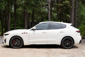 MASERATI LEVANTE TROFEO 2022 LISTO PARA ENVIAR - Product Image 5