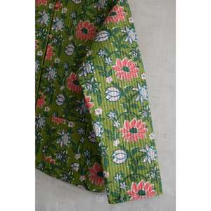 Chaqueta Acolchada de Algodón Reversible, Ligera, Hecha a Mano, Ecológica, con Estampado Floral en Bloques, Manga Larga, Chaqueta de Invierno para Mujer con Botones - Product Image 3