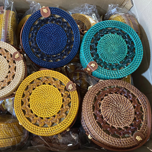 Prix usine fait à la main 20cm rond vert rotin sac de plage avec poignée pour osier plage fête quotidien sac artisanat cadeau ensemble - Product Image 1
