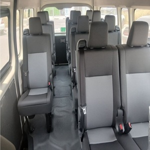 Toyota Hiace 2023 con Título Limpio, la Furgoneta Turbo de Mayor Venta, Paquete Completo con Volante a la Izquierda, Interior de Cuero y Tracción Trasera - Product Image 5