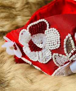 Bandeaux perlés à la main bleu ciel Bandeaux en tissu tendance avec accessoire brodé à la main doux et facile à porter - Product Image 3