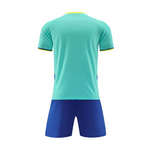 Vente en gros d'uniformes de football multicolores entièrement personnalisés de qualité supérieure pour les kits et les uniformes de football pour adultes - Product Image 3