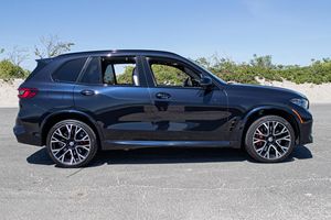 BMW X5 M COMPETITION SUV 2023 SUPER LIMPIO, 1-25000 Millas, 4.1-6L Turbo, Automático, Asientos de Cuero, Listo para Enviar - Product Image 2