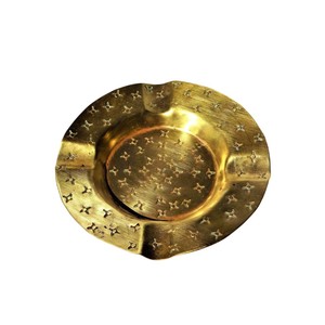 Cenicero de Latón Macizo de Alta Calidad, Hecho a Mano, Grabado, Redondo, de Metal, para Cigarrillos, con Diseño Ornamentado de Estrella, Decoración para el Hogar a Buen Precio - Product Image 1