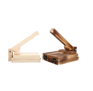 Prensas de masa de madera hechas a mano para prensar fideos Dumpling | Rodillo clásico de Venta caliente Color de madera natural - Product Image 4