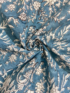 Tela de Algodón Estampada a Mano con Diseño Floral Azul, Textil Tradicional Indio - Product Image 3