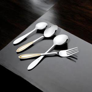 Ensemble de couverts en argent avec garniture dorée Beaux couverts bicolores pour un usage quotidien Événements à manger ou configuration de table de luxe en provenance d'Inde - Product Image 4