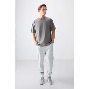 T-shirt basique à col rond pour homme Air Jones, gris foncé, 100% coton, épais, doux, texturé, coupe ample - Modèle 88353 - Product Image 4
