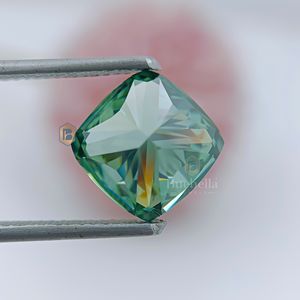 Joyería de moissanita de corte esmeralda de 20.0ct hecha a mano certificada 1.0ct Diamante Suelto princesa forma de pirámide joyería de 20.0ct de alto valor - Product Image 4