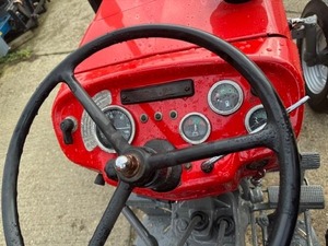 รถแทรกเตอร์ฟาร์มมือสอง Massey Ferguson 90 แรงม้า ขับเคลื่อน 4 ล้อ ระบบเกียร์ รุ่น 399/290/385/375/165/185/240/260 มีขาย - Product Image 4