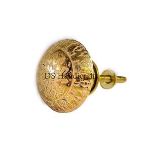 Boutons de porte avec le meilleur matériel fini en laiton couleur or pour porte-fenêtre et porte boutons de porte décoratifs en gros. - Product Image 1