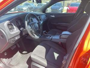 Dodge Charger SXT RWD 2019 / Disponible para la Venta con Bajo Kilometraje, Motor de Gasolina, Auto Usado en Excelentes Condiciones y Sin Accidentes, Gran Oferta - Product Image 6