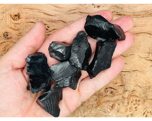 Obsidienne noire naturelle, cristal de guérison, pierre brute non taillée pour la décoration intérieure, Feng Shui, porte-bonheur amoureux - Product Image 5