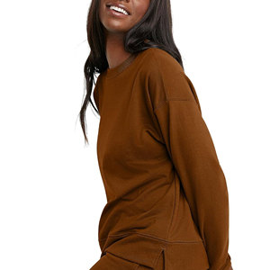 Pull molletonné oversize en coton à col roulé pour femme, manches longues, écologique, collection automne-hiver, vente en gros - Product Image 3