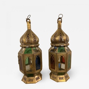 Lanterne de bougeoir gravée en métal de haute qualité pour mariage et décoration de la maison à un prix attractif - Product Image 6