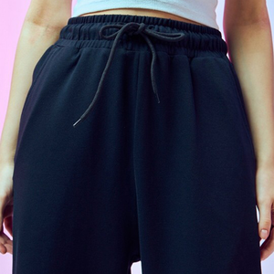 ชุดเซ็ตเสื้อฮู้ดดี้และกางเกงวอร์มพิมพ์ลาย ผ้าฝ้าย 100% ทรงปกติ ไซส์พลัส สำหรับทุกเพศ  แบบเรียบๆ  ชุดลำลองสำหรับฤดูหนาว รับผลิตแบบ OEM - Product Image 4