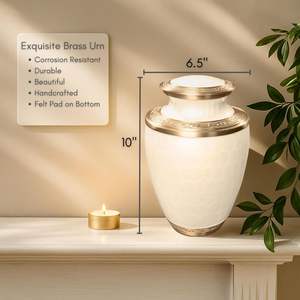 Urne de crémation pour cendres humaines Urne en laiton adulte pour conteneur d'inhumation commémoratif fabriqué à la main pour les funérailles ou l'affichage - Product Image 3