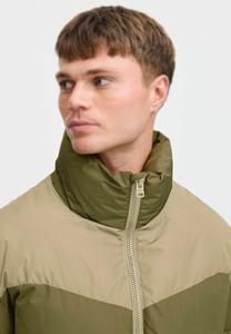 แจ็คเก็ตขนเป็ดหนาเป็นมิตรต่อสิ่งแวดล้อมสำหรับทุกเพศสินค้ามาใหม่2024สไตล์ไฮสตรีทสไตล์ไฮสตรีทฤดูหนาวปกสี่เหลี่ยมตกแต่งใหม่ - Product Image 4