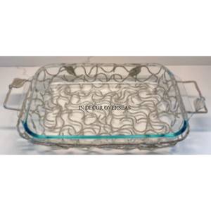 Bol en forme de rectangle en fil métallique et en acrylique de qualité supérieure avec poignées d'Inde - Product Image 1