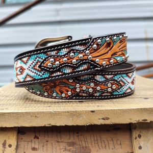 Ceinture perlée de l'Ouest Ceinture en cuir de l'Ouest sur mesure avec gravure complexe et boucle robuste pour le ranch - Product Image 5