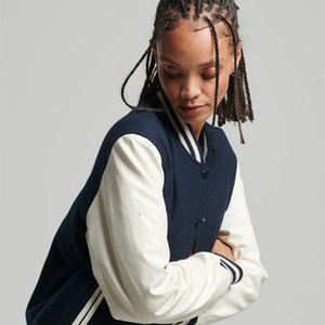 แจ็คเก็ตวาร์ซิตี้แบบยูนิเซ็กซ์ สไตล์คลาสสิกแบบเลตเตอร์แมน ปักลายทีมโรงเรียน กีฬา ย้อนยุค เสื้อคลุมด้านนอก ปักลายตามสั่ง - Product Image 2